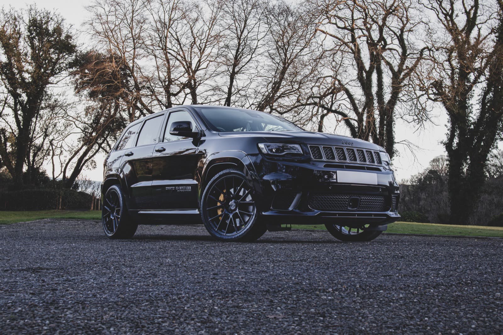 A clean black Jeep Grand Cherokee Trackhawk